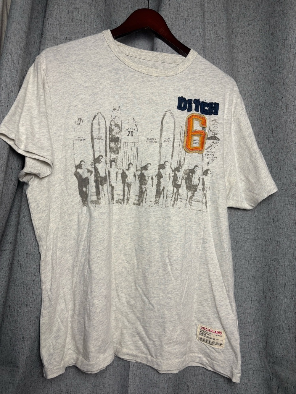 Ditch Plains Men's Light Gray Surf Graphic Tee